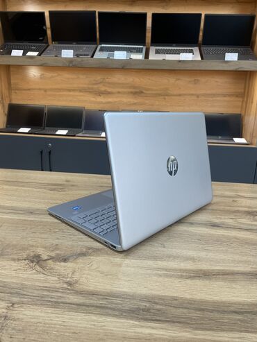 офисные ноутбуки: Ноутбук, HP, 6 ГБ ОЗУ, Intel Core i3, 15.6 ", Новый, Для несложных задач, память SSD