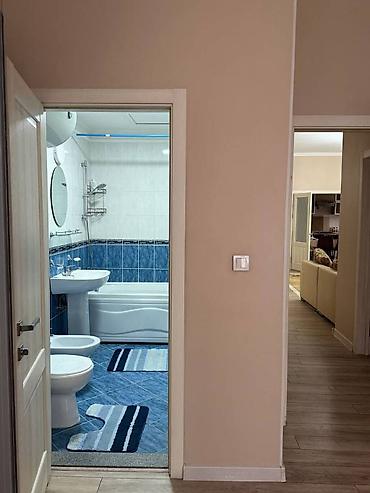 hostel osh: Сдаётся 4-комнатная квартира, 137 м², ЖК «Акун» (Южная магистраль / — 10