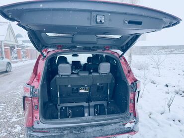 Toyota: Toyota Sienna: 2022 г., 2.5 л, Автомат, Гибрид, Минивэн — 8