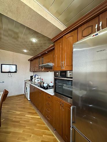 studio menziller: Bakı, 4-cü mikrorayon, 4 otaqlı, Köhnə tikili, m. 20 Yanvar, 140 kv. m — 9