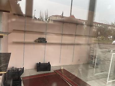 real emlak: İcarəyə obyekt – “MUSA market” vitrini və zalı - Küçəboyu vitrinli — 2