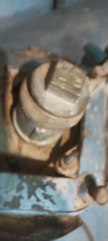 Ostali alati i mašine: 1. Peć za pećenje keramike i grnčarije Peć je zaprimine od 230l — 18