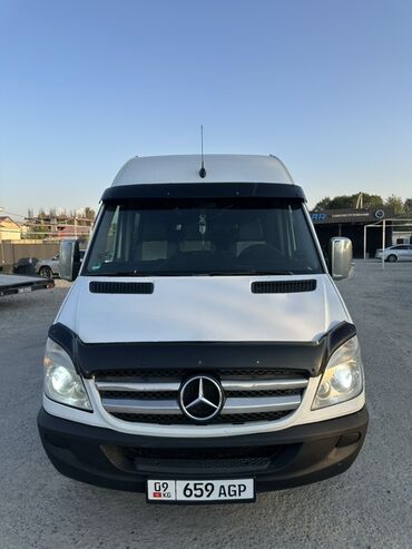 набор инструментов force: Автобус, Mercedes-Benz