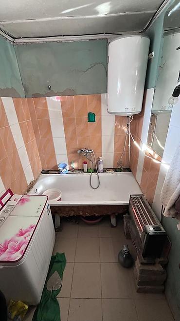 Продажа коттеджей и домов: Дом с участком 5 соток, Чон-Арык. Г образный - На участке залит — 11