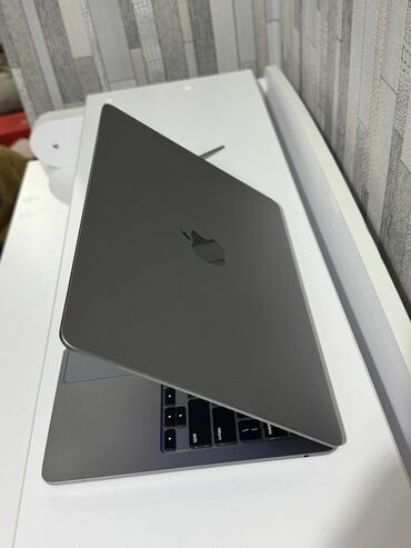 Ноутбуки: Ультрабук, Apple, 24 ГБ ОЗУ, Apple M2, 13.5 ", Б/у, Для работы, учебы, память SSD