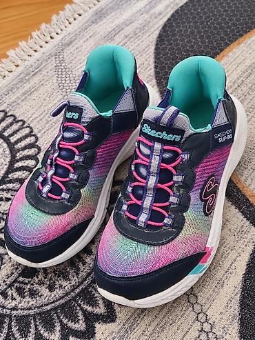 Skechers Slip-ins dečije patike 35 broj, polovne ali jako ocuvane -
