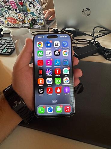 iphone aux: IPhone 14 Pro Max, 256 GB, Qızılı, Qırıq — 1