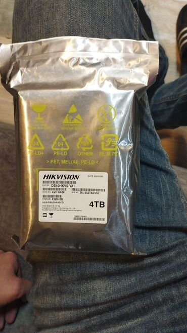 Настольные ПК и рабочие станции: Внутренний Жёсткий диск (HDD) 4 ТБ