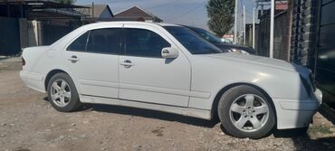помпа на мерс: Mercedes-Benz : 2000 г., 2.2 л, Механика, Дизель, Седан