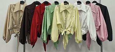 Bluze: 🔥Elegantna ženska bluza sa mašnom i ukrasnim dugmićima
2400 din — 9