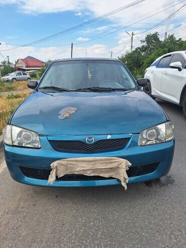 Mazda: Mazda 323: 1998 г., 1.6 л, Автомат, Бензин, Хэтчбэк — 2