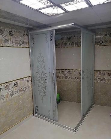 Duş kabinaları, arakəsmələr: Yeni Arakəsmə, Künc üçün, Ödənişli çatdırılma — 22