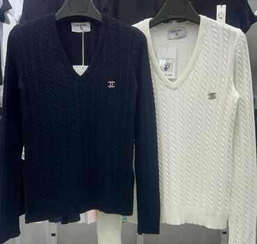 Džemperi: S, m, l, xl, 2xl na lalafo.rs — 12 Džemperi: S, m, l, xl, 2xl — 12