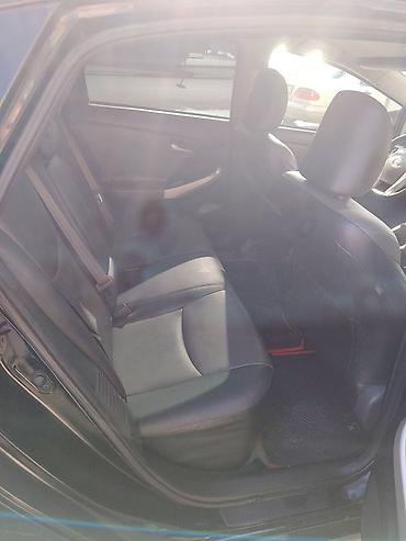 Toyota: Toyota Prius: 1.8 l | 2014 il Hetçbek — 1