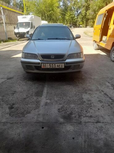 срочно продаю машыну: Honda Accord: 1996 г., 1.8 л, Механика, Бензин, Седан