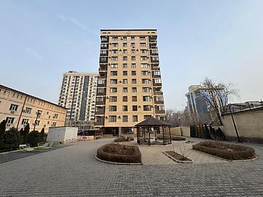 Долгосрочная аренда квартир: Сдается 3-х ком. Квартира Р-н: Логвиненко 28 Этаж: 7/12 Цена: 1500$ — 11