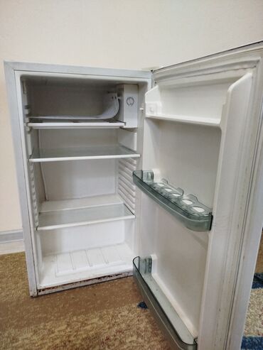 Холодильники: Холодильник Б/у, Минихолодильник, 60 * 100 * 40