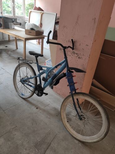 shgat velosiped: İşlənmiş Şəhər velosipedi Adidas, 26", sürətlərin sayı: 22, Ünvandan götürmə, Ödənişli çatdırılma