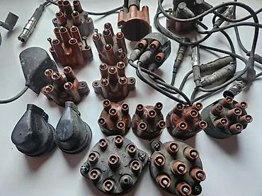 Car Engine Parts: RAZVODNA KAPA MERCEDES 124 190 POLOVNA | razvodna kapa mercedes 124 — 2