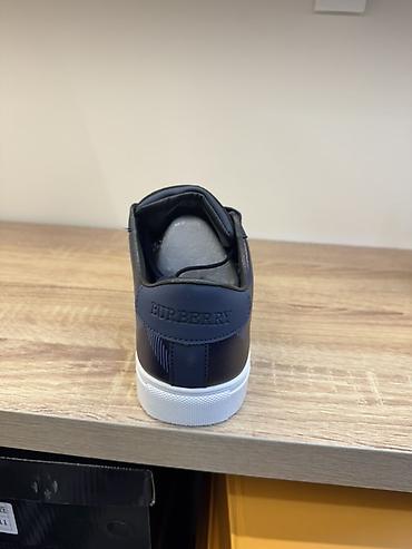 kutya: Мужские кроссовки, 40, 43, 41, Burberry, Новый, цвет - Синий, Самовывоз — 3