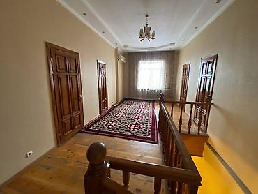 Үйлөрдү сатуу: 6 бөлмө жана андан көп, 320 м², 5 соток, Бишкек, Чиркөө Менчик ээси — 3