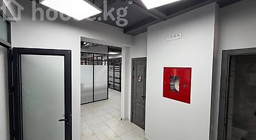 Коммерческая недвижимость: Продажа офисов 178 м², С ремонтом, 6 этаж — 5