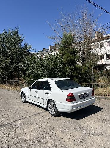 210 cdi: Mercedes-Benz C-Class: 1994 г., 2.2 л, Механика, Бензин, Седан — 6
