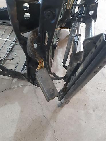 bmw e60 stop: Məhsul: Avtomobil üçün elektrik tənzimlənən ön oturacaq karkası — 4