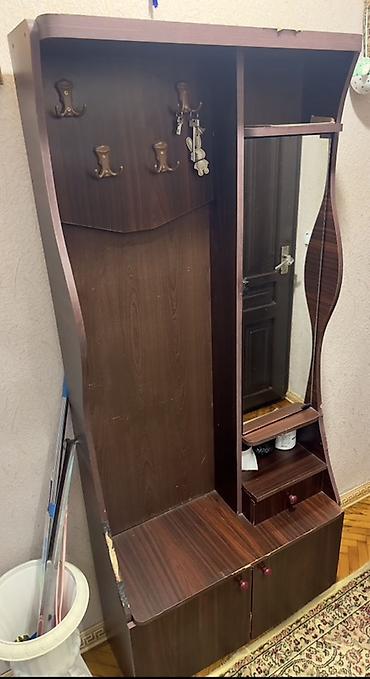 Dolablar: Dəhliz üçün çoxfunksiyalı mebel dəsti. Tünd qəhvəyi ağac teksturalı — 1
