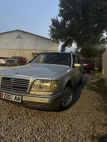 двери на 124: Mercedes-Benz W124: 1994 г., 2.2 л, Механика, Бензин, Универсал — 2