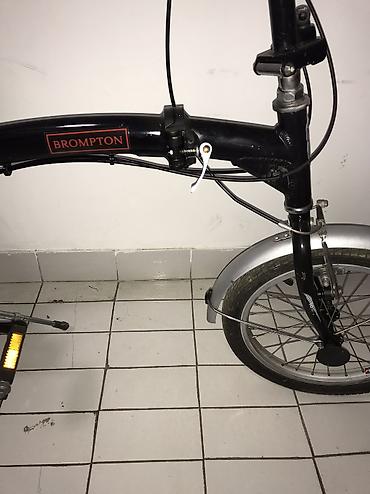 Bicikli za odrasle: Sklopivi bicikl BROMPTON Aluminium 3 brzine Doneo sam ga iz Nemacke na lalafo.rs — 2 Bicikli za odrasle: Sklopivi bicikl BROMPTON Aluminium 3 brzine Doneo sam ga iz Nemacke — 2