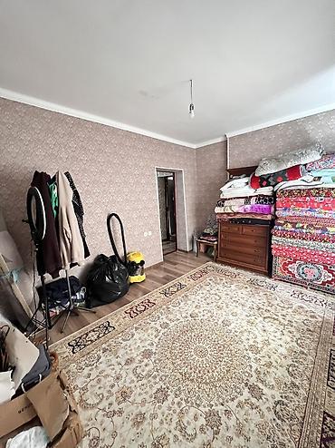 Дома: 90 м², 3 комнаты, Арча-Бешик ж/м, Только девушкам — 1