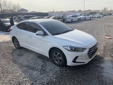 Hyundai: Hyundai Avante : 2018 г., 1.6 л, Tiptronic gear box, Diesel, Sedan