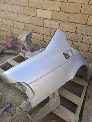 Digər kuzov detalları: Mercedes Benz 210 kuza arxa sol krlo. BMW Mpaket 5ci seriya arxa sağ -da lalafo.az — 5 Digər kuzov detalları: Mercedes Benz 210 kuza arxa sol krlo. BMW Mpaket 5ci seriya arxa sağ — 5