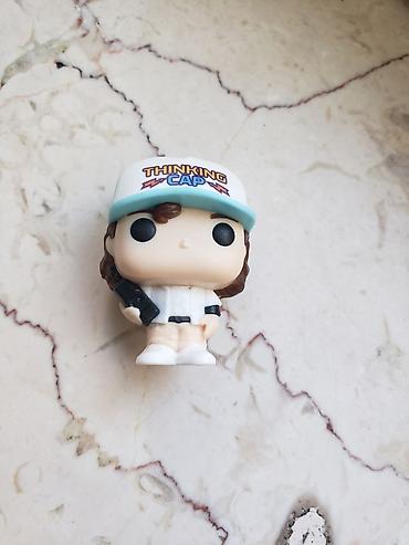 Uşaq dünyası: Funko Pop üslublu mini vinil fiqur. - Başında “Thinking Cap” yazılı — 1