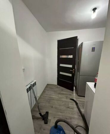 сдаю 1к квартиру: 1 бөлмө, Кыймылсыз мүлк агенттиги, Чогуу жашоосу жок, Жарым -жартылай эмереги бар