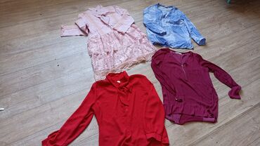 Рубашки и блузы: S (EU 36), M (EU 38)