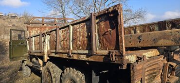 Yük maşınları üçün qoşqular: Bortları açılan kuza. Uzunluğu 4,3 m Eni 2,5 m Tam dəmir kuza — 8