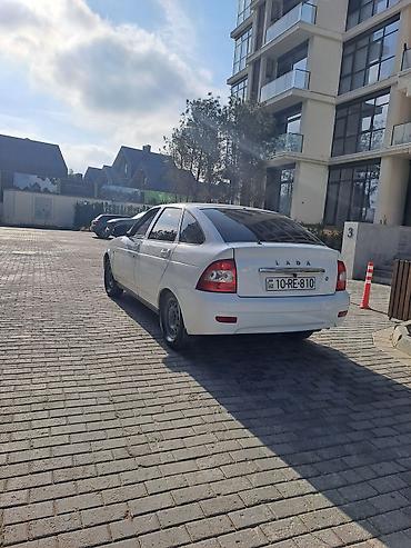 priora farası: VAZ (LADA) Priora: 1.6 l | 2013 il 20000 km Sedan — 1