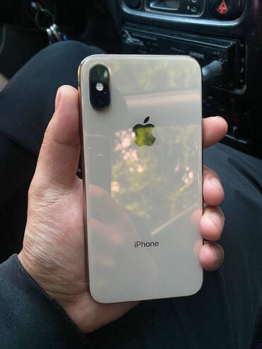 Apple iPhone: IPhone Xs, Б/у, 64 ГБ, Золотой, Зарядное устройство, Чехол, Кабель, 77 %