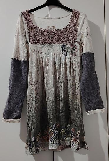 anniversary tn: Boho tunika/haljina sa dugačkim rukavima i romantičnim detaljima. - — 1