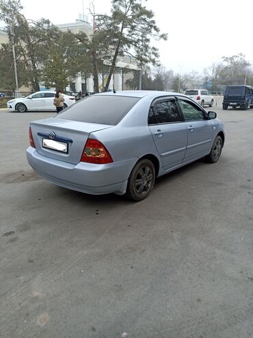 Toyota: Toyota Corolla: 2004 г., Механика, Бензин, Седан — 4