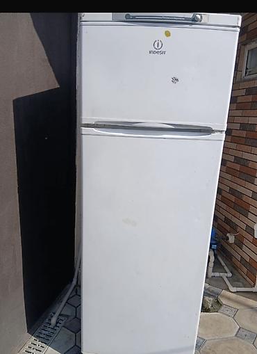 tcl 55: İşlənmiş 2 qapılı Indesit Soyuducu Satılır, rəng - Ağ — 1