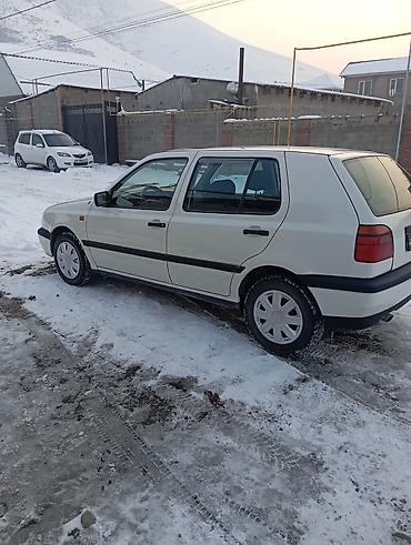 Volkswagen: Volkswagen Golf: 1994 г., 1.8 л, Механика, Бензин, Хэтчбэк at lalafo.kg — 3 Volkswagen: Volkswagen Golf: 1994 г., 1.8 л, Механика, Бензин, Хэтчбэк — 3