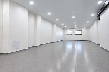пл: Сдаю Помещение целиком: Хозтовары, 109 м², В жилом комплексе — 3