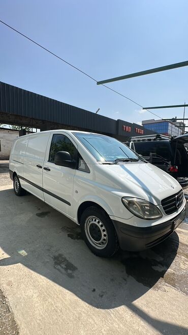 срочно срочно продаю машина: Mercedes-Benz Vito: 2008 г., 2.2 л, Механика, Дизель, Фургон