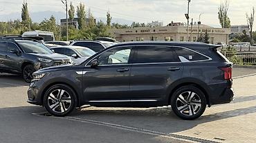 range rover evoque: Kia Sorento: 2022 г., 1.6 л, Гибрид, Кроссовер — 3