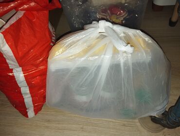 шотландский кот на вязку: Отдам даром всё в двух пакетах. Два шпателя для обоев, лейка для душа;