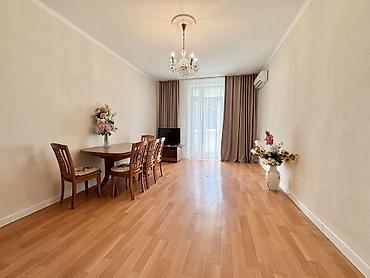 For rent 2 bedroom apartment in the city center, located at 36 Manas at lalafo.kg For rent 2 bedroom apartment in the city center, located at 36 Manas