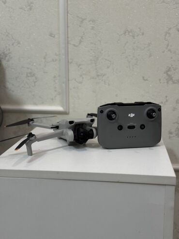 профессиональный дрон: Продаю Портативный дрон DJI Mini 3 в компактном складном корпусе
